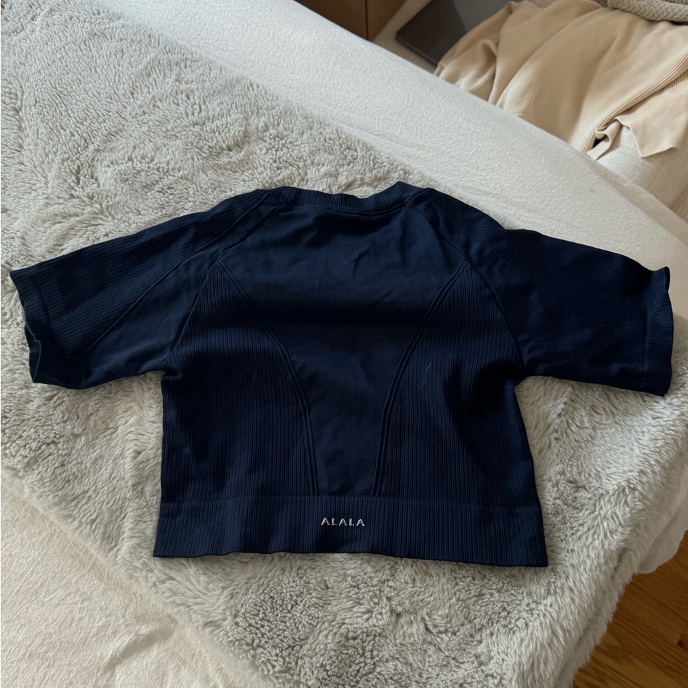 Navy workout top